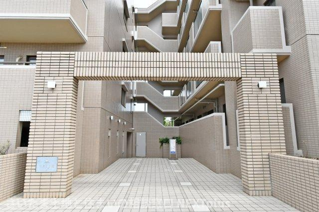 サーパス上尾|安心の防犯カメラ付。
■■お客様との会話を大切にし、一人ひとりにあった資金計画やプランをご提案致します。心配な事、疑問に思う事など、遠慮せずに何でもお話下さい。