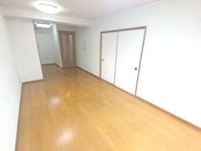 【居間・リビング】 | ケンジントンコート成田