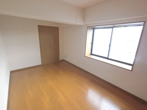 【洋室】 | ケンジントンコート成田