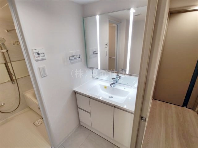 【独立洗面台】 | アイムふじみ野東弐番館 | 独立洗面台で身支度をすべて済ませてしまいましょう