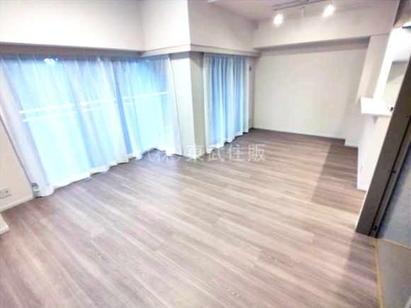 【居間・リビング】 | アイムふじみ野東弐番館 | ご家族が集まるリビングは15帖の広さです