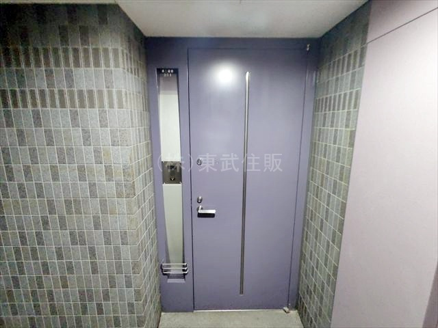 【玄関】 | アイムふじみ野東弐番館 | 落ち着いた雰囲気の玄関です