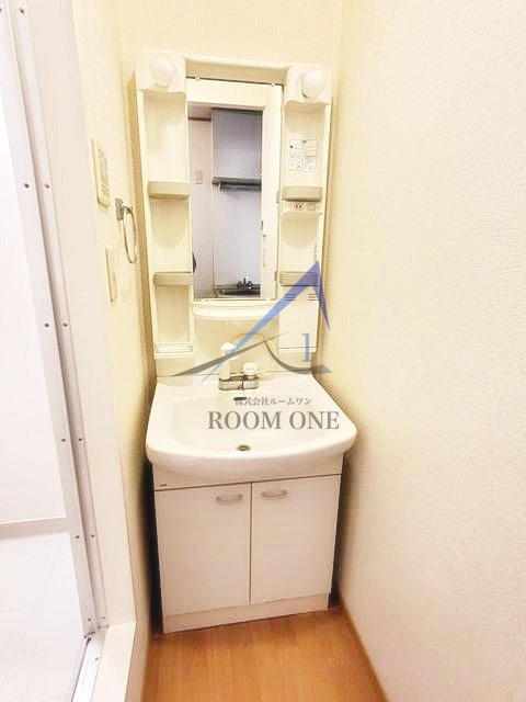 ヴィラロイヤルの洗面所|洗面台です。