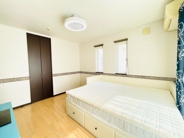 あきる野市平沢　オール電化付 中古戸建の洋室|2階洋室