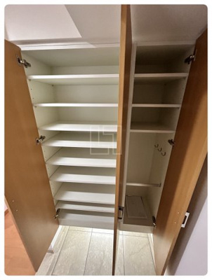 【収納】 | リーガル南堀江 | リーガル南堀江　下駄箱