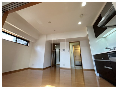 【居間・リビング】 | リーガル南堀江 | リーガル南堀江　ダイニングスペース