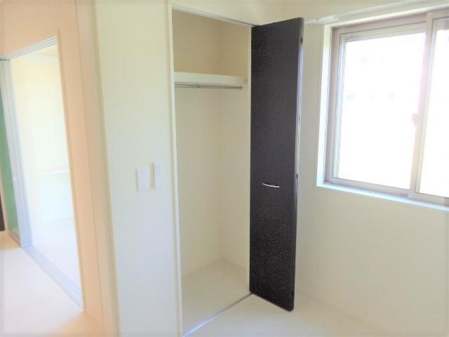 ルミナスＡの収納|クローゼット（イメージ）