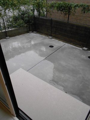 【庭】 | シャインアイリス　Ⅲ | お庭で自由な時間を過ごせます