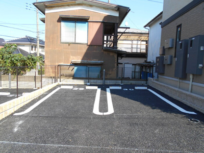 【駐車場】 | シャインアイリス　Ⅲ | 駐車場完備です