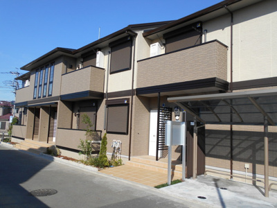 【外観】 | シャインアイリス　Ⅲ | 外観は落ち着いています