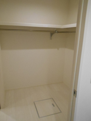 【収納】 | シャインアイリス　Ⅲ | 小物を収納するのに便利です