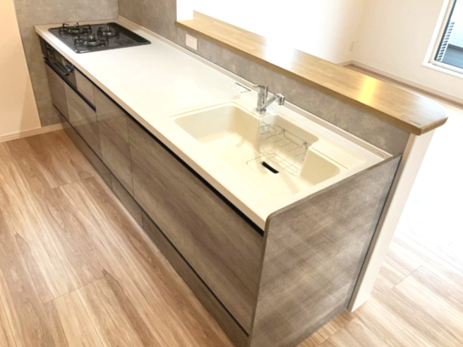 明石市魚住町西岡のキッチン|広々シンクは使い勝手が良いです♪