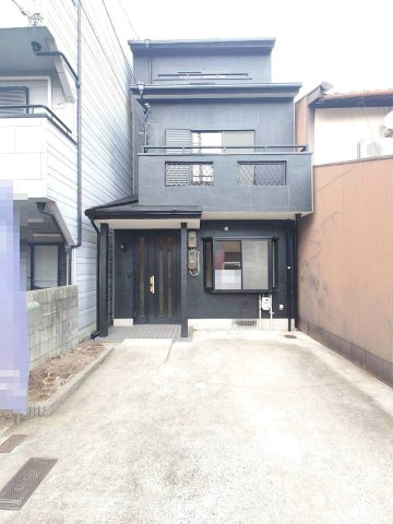 ◆２０２５年８月リフォーム完了◆駅徒歩５分◆リビング広々１９帖の４ＬＤＫ◆伏見区深草寺内町の外観|外観