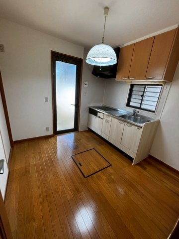 泉佐野市上之郷戸建（2棟）のキッチン