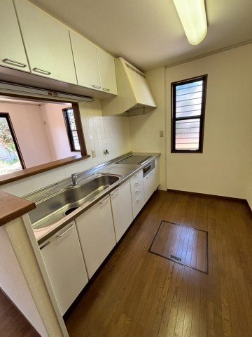 泉佐野市上之郷戸建（2棟）のキッチン