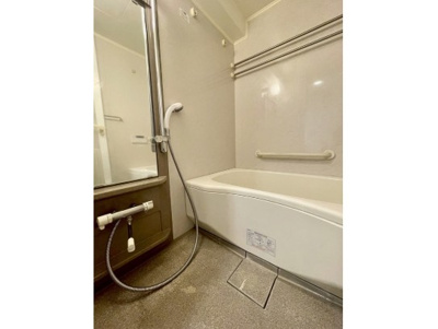 【浴室】 | リラーシュコート鷺宮 | 追い焚き機能、浴室乾燥機付きバス。