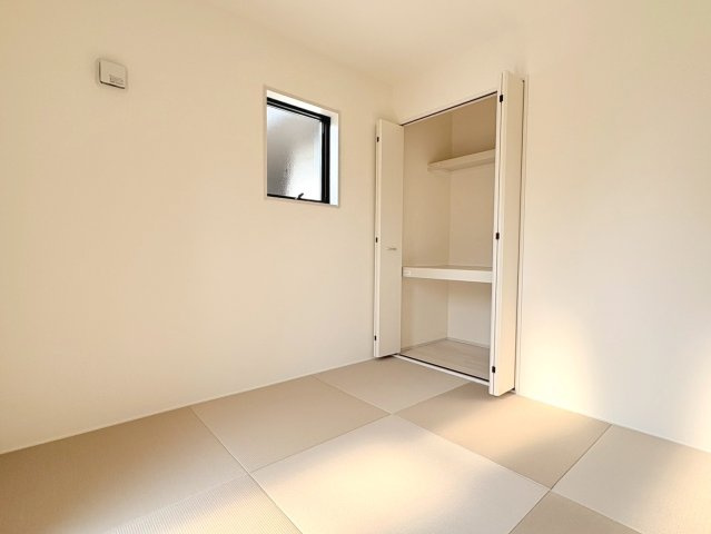 リーブルガーデン　岐阜市西鶉6丁目　全5区画分譲の和室|一室あると便利な和室は、ご来客時はもちろん、お子様のお昼寝や遊び場、寝室としてもご利用いただけます。
日本の伝統を引き継ぐ、畳のお部屋は癒しの空間となっています。