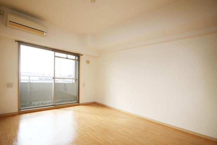 コンフォートエヌズの居間・リビング|洋室