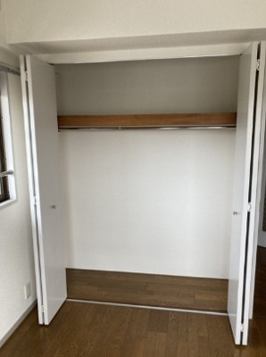 【設備】 | クレスト和泉 | クローゼット完備。