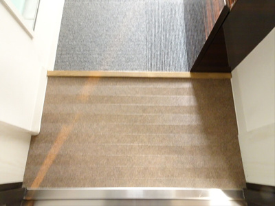 【玄関】 | HJPLACEHATAGAYA