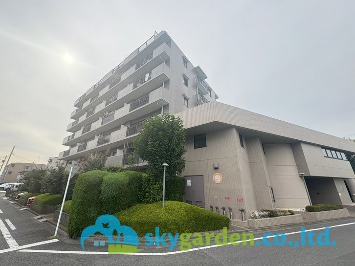 エステ・スクエア湘南台　弐番館の外観