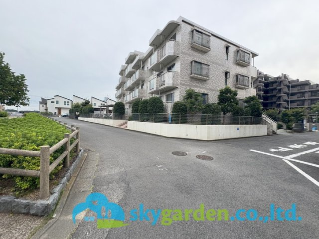 エステ・スクエア湘南台　弐番館の外観