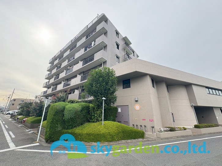 エステ・スクエア湘南台　弐番館の外観