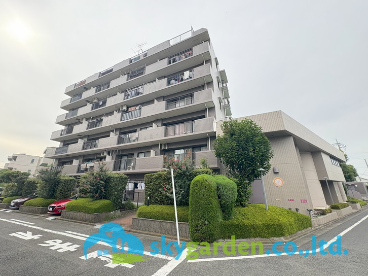 エステ・スクエア湘南台　弐番館の外観