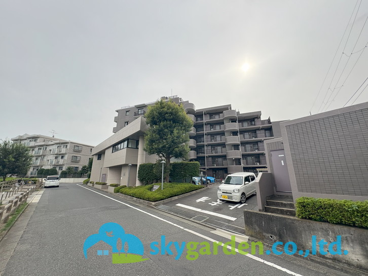 エステ・スクエア湘南台　弐番館の外観