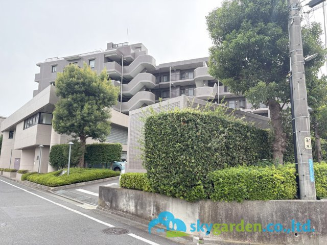 エステ・スクエア湘南台　弐番館の外観