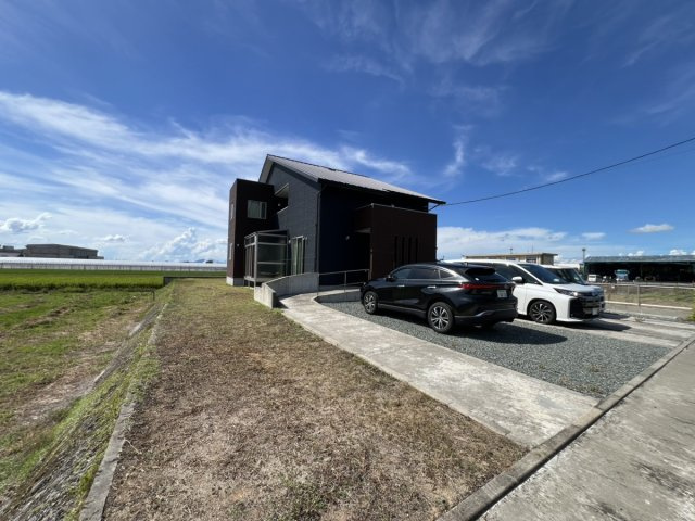 八代市鏡町内田1025-2の外観