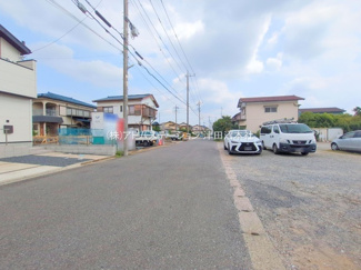 【前面道路含む現地写真】