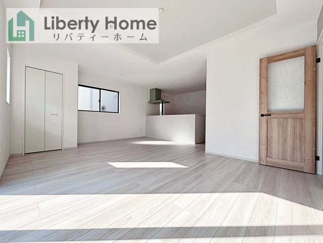 水戸市東台1期　新築戸建　2号棟の居間・リビング