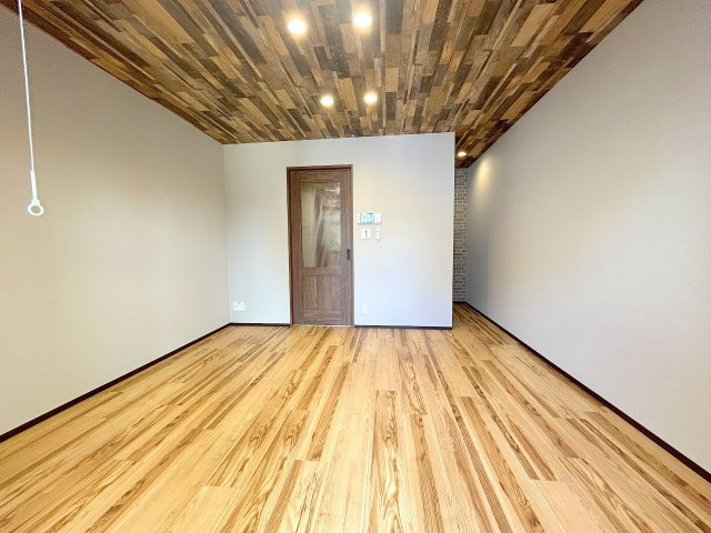 【子供部屋】 | Lien Cort宇品