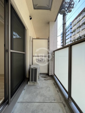 リレイション大国のバルコニー|リレイション大国　バルコニー