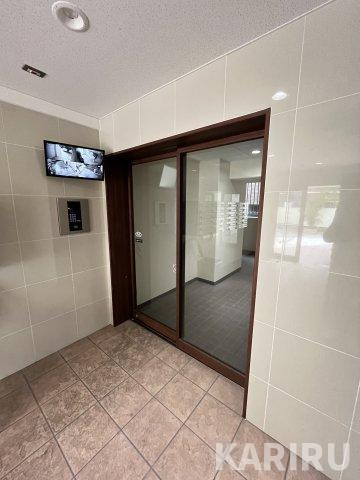 ブランシュ京橋のエントランス