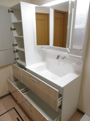 【居間・リビング】 | メゾネット静