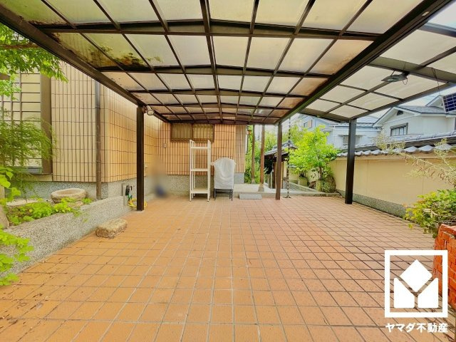 伏見区桃山町遠山の駐車場