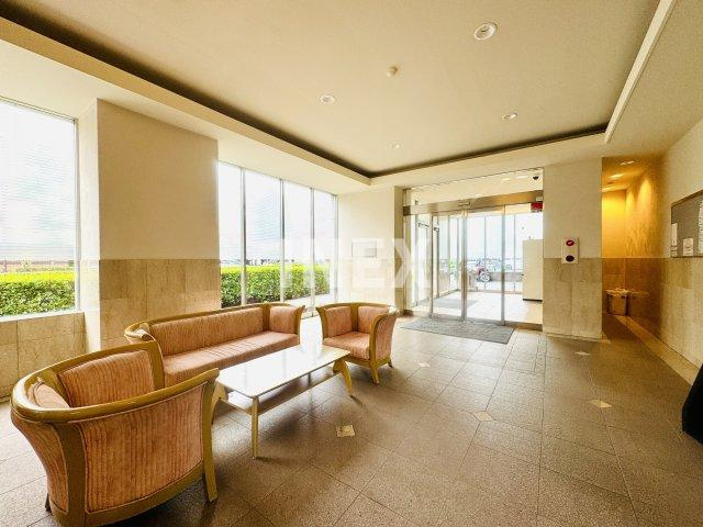 横浜市西区浅間町２丁目の賃貸マンションのロビー