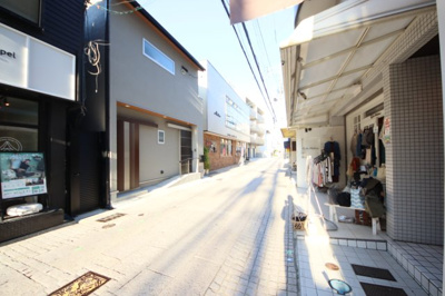 【周辺】 | アカカベビル