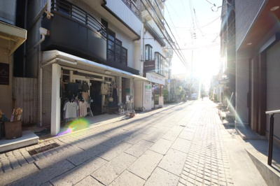 【周辺】 | アカカベビル