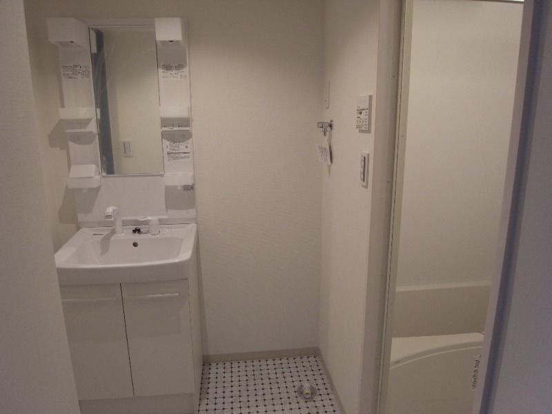 ネルメッツォ国分寺の洗面所