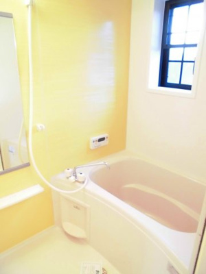 【浴室】 | ラフィーネⅡ | 【ラフィーネⅡ】コンパクトで使いやすいお風呂です