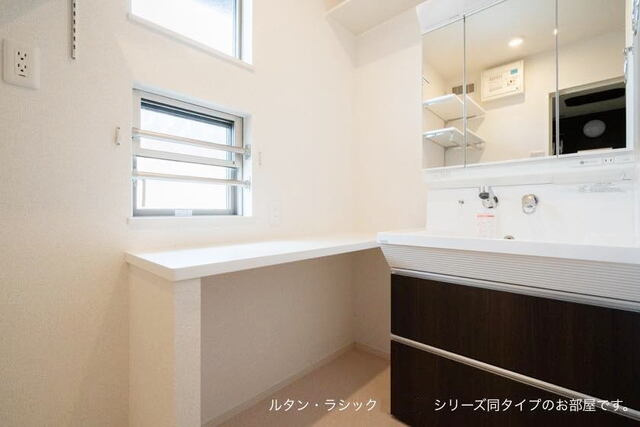 ヒルズ山王林の洗面所