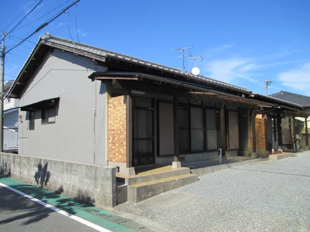 南町松本貸家