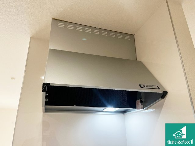 西脇市小坂町　第5期　新築一戸建ての設備|汚れにくいスロットフィルタでお手入れラクラク！ＬＥＤ照明付き！