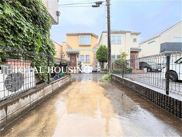 【前面道路含む現地写真】 | 西東京市南町1丁目　中古戸建　全1棟