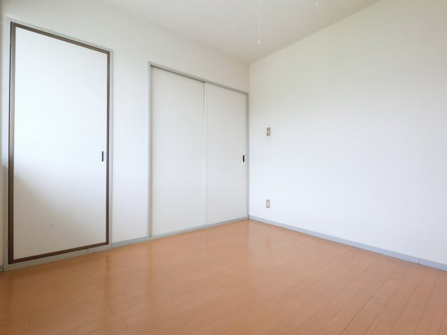 【洋室】 | ファーストヴューラ　八番館