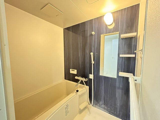 グラン・パレ六甲の浴室|浴室は追い炊き機能、オートバス機能付きです！