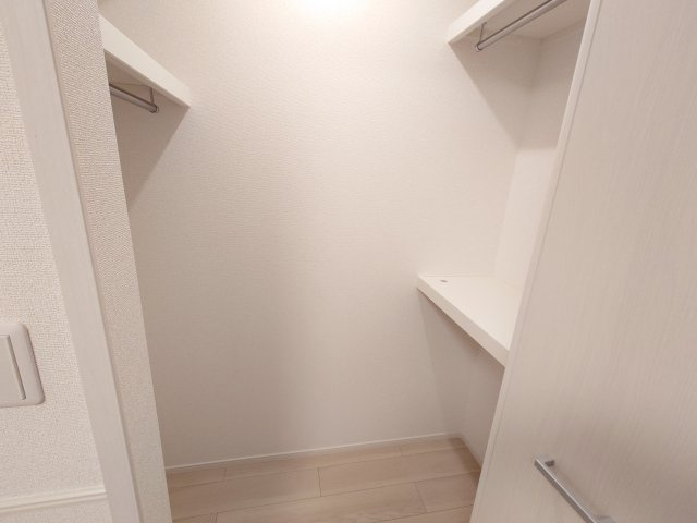 パークヒルズ利根六番館の収納